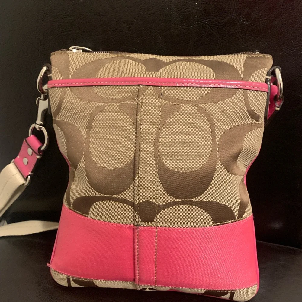Coach Tan and Pink Crossbody Bag - Picture 3 of 4